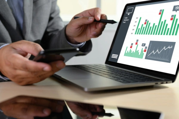 Top 50 nombres creativos para empresas de tecnología en 2026