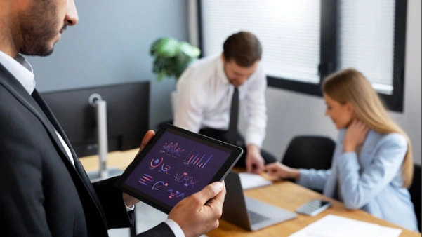 Asistentes de IA generativa para el trabajo